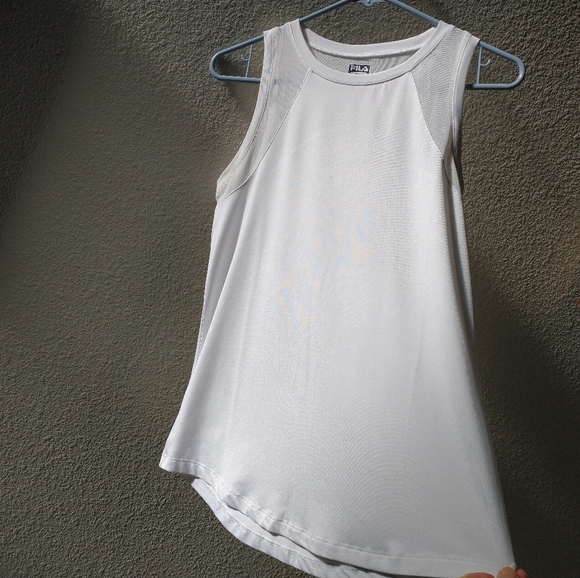 Fila white sleeveless tank with mesh inserts Medium - Picture 3 of 6